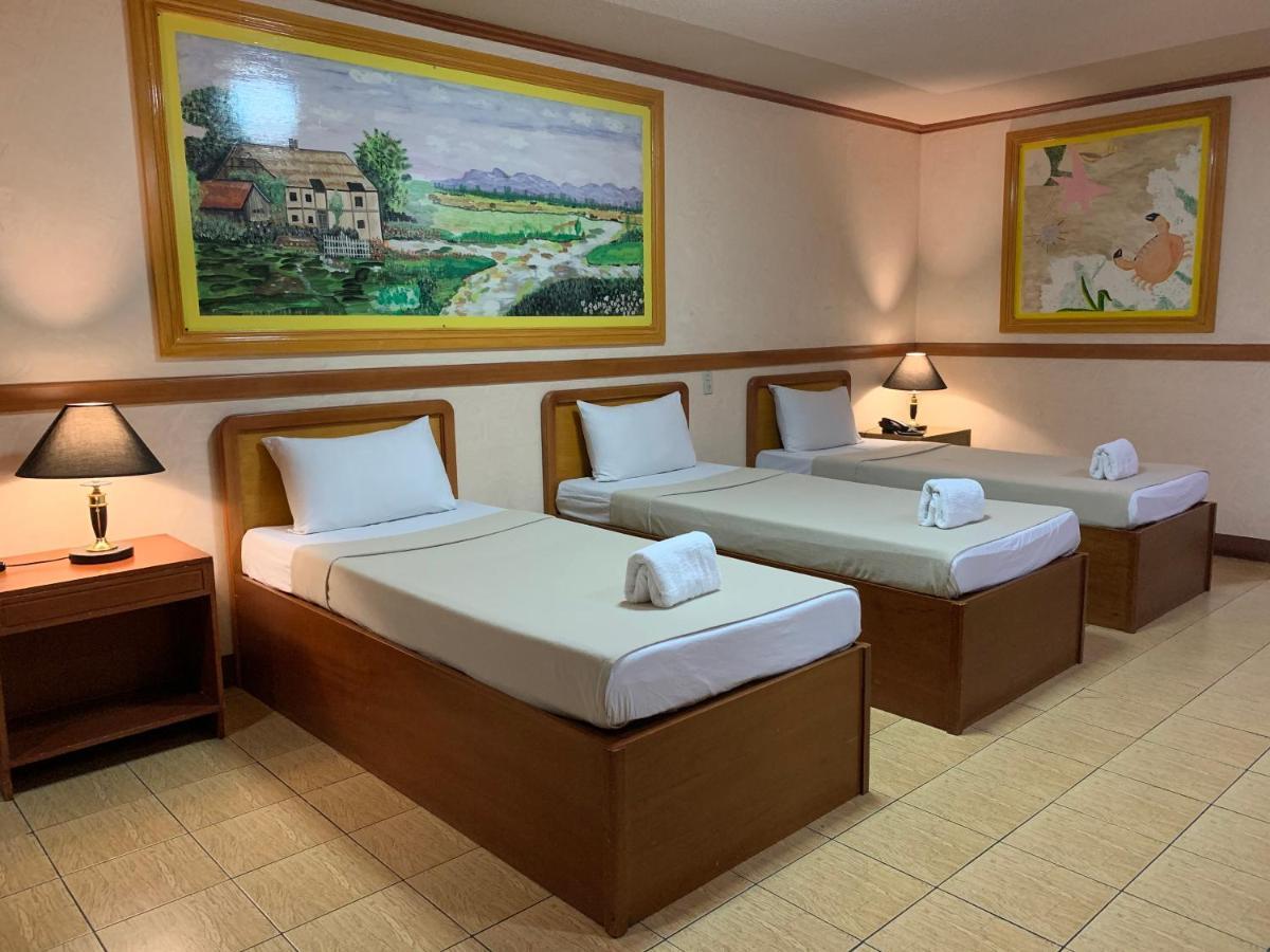 La Maja Rica Hotel Tarlac City Экстерьер фото